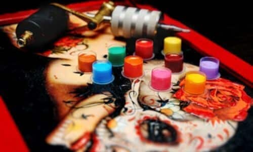 tutti i colori che si possono utilizzare per un tatuaggio realistico